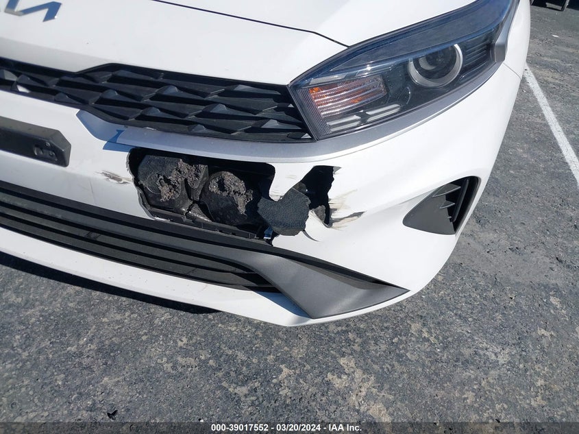 VIN 3KPF24AD3RE720541 2024 KIA FORTE LXS