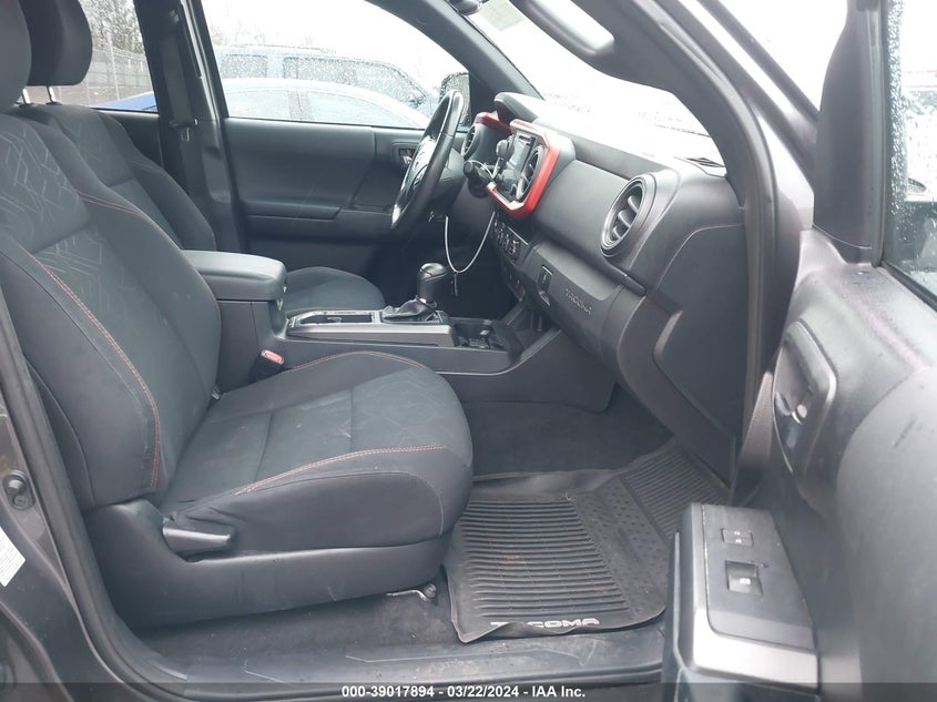 2017 TOYOTA TACOMA TRD SPORT - 5TFDZ5BN5HX021569