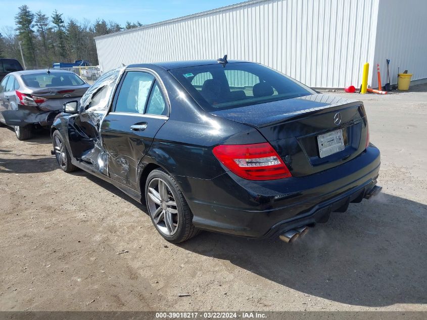 2014 Mercedes-Benz C 300 Luxury 4Matic/Sport 4Matic VIN: WDDGF8AB0ER305454 Lot: 39256491