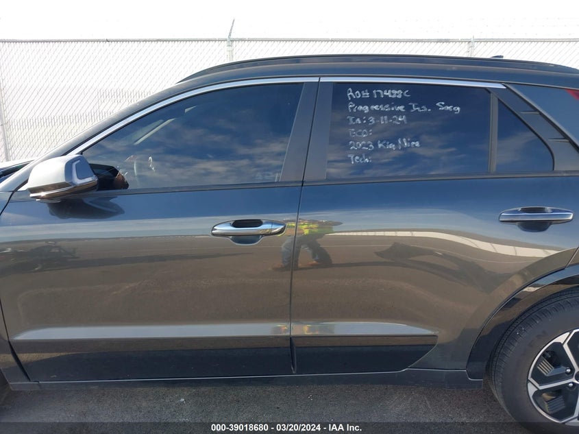2023 KIA NIRO SX - KNDCT3LE0P5066977