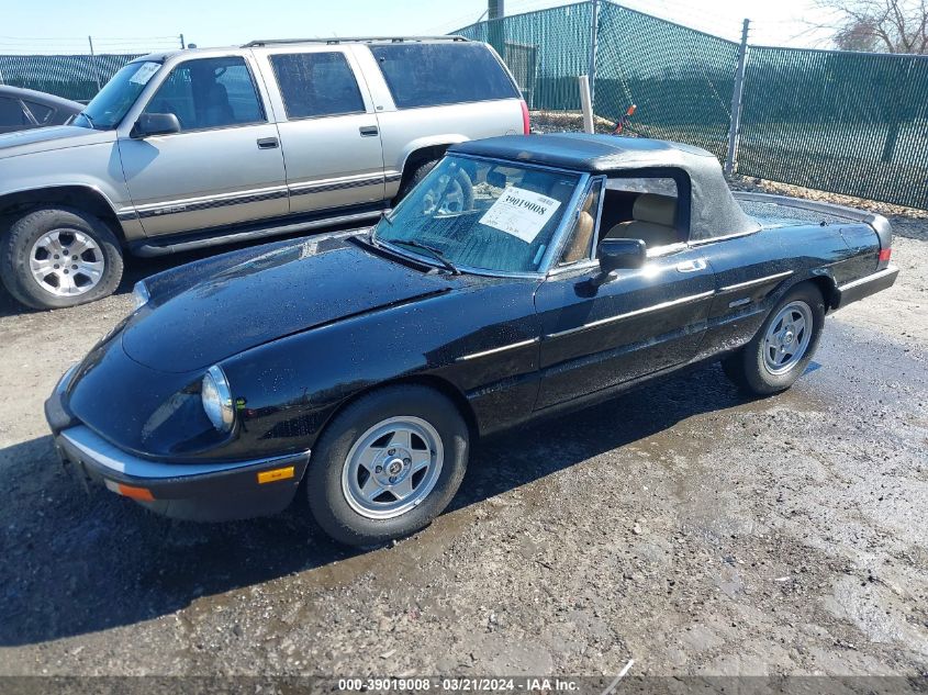 1987 Alfa Romeo Spider Veloce VIN: ZARBA5588H1048066 Lot: 39019008