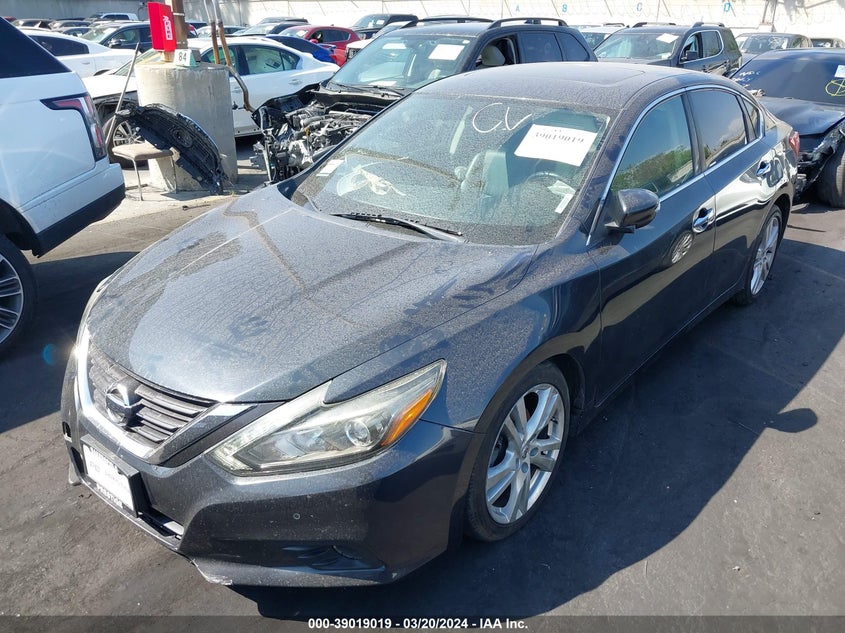 2017 NISSAN ALTIMA 3.5SL/3.5 SR - 1N4BL3AP5HC125217
