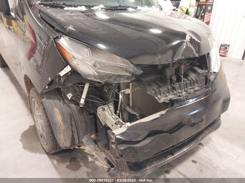 2016 NISSAN NV200 2.5S/2.5SV - 3N6CM0KN1GK693932