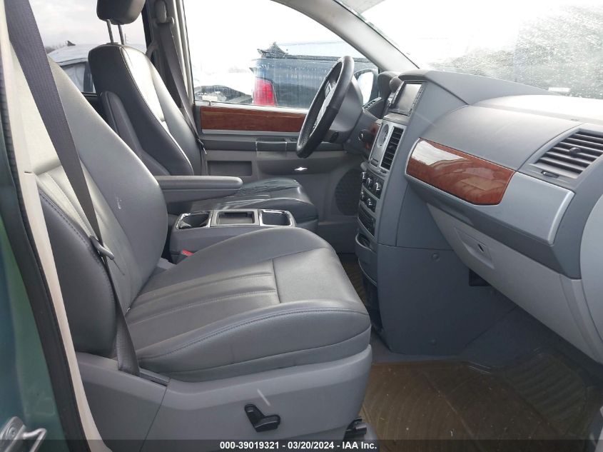 2A8HR54139R563807 2009 Chrysler Town & Country Touring