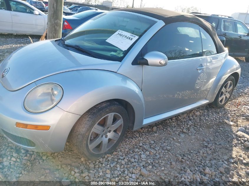 2006 Volkswagen New Beetle 2.5 VIN: 3VWRF31Y66M327601 Lot: 39019488