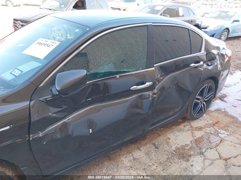 2017 HONDA ACCORD VIN: 1HGCR2F55HA131997