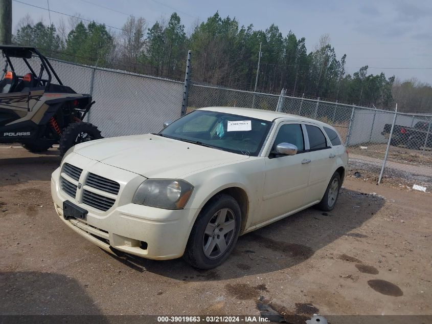 2005 Dodge Magnum Se VIN: 2D4FV48V55H598594 Lot: 39019663