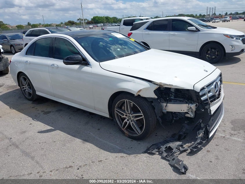 VIN WDDZF4KB3JA360683 2018 MERCEDES-BENZ E 300 4MATIC