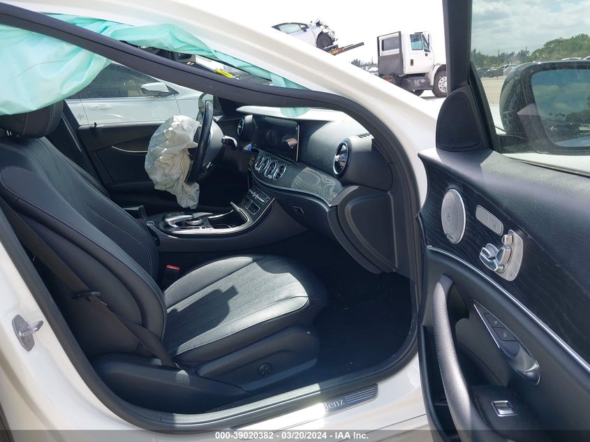 2018 MERCEDES-BENZ E-CLASS VIN: WDDZF4KB3JA360683