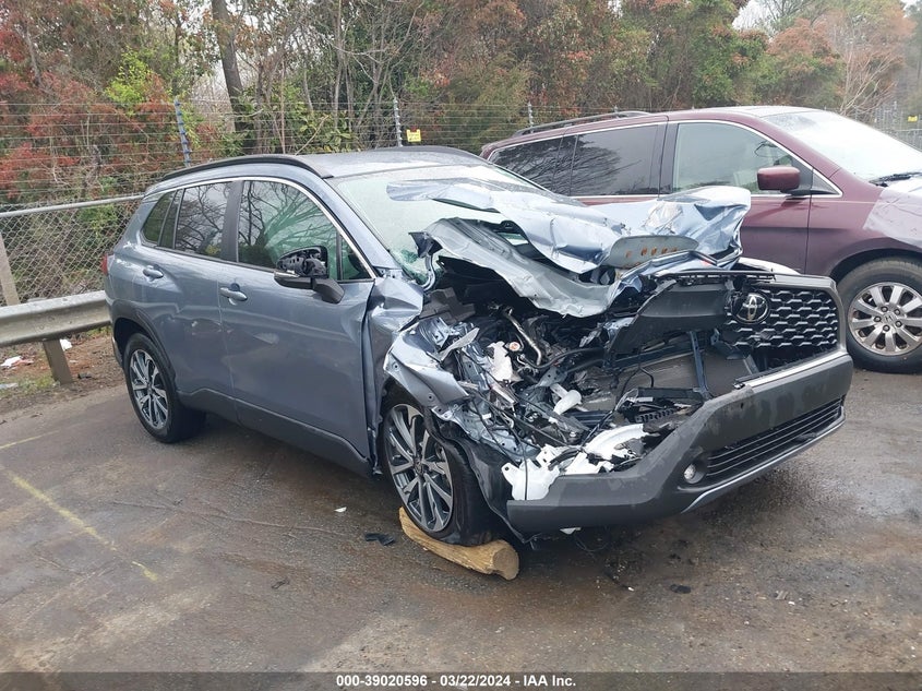 2022 Toyota Corolla Cross Xle VIN: 7MUEAAAGXNV014860 Lot: 39020596