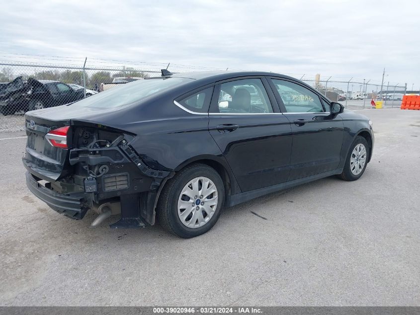 2020 Ford Fusion S VIN: 3FA6P0G71LR247661 Lot: 39020946