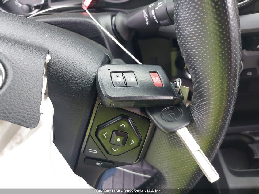 2017 TOYOTA TACOMA SR5/TRD SPORT/TRD OFF ROAD - 5TFDZ5BN7HX027874