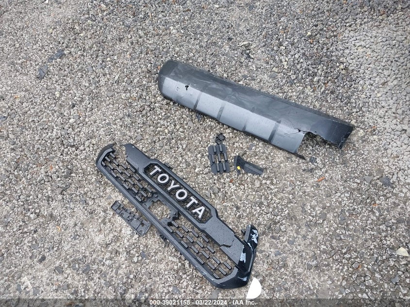 2017 TOYOTA TACOMA SR5/TRD SPORT/TRD OFF ROAD - 5TFDZ5BN7HX027874