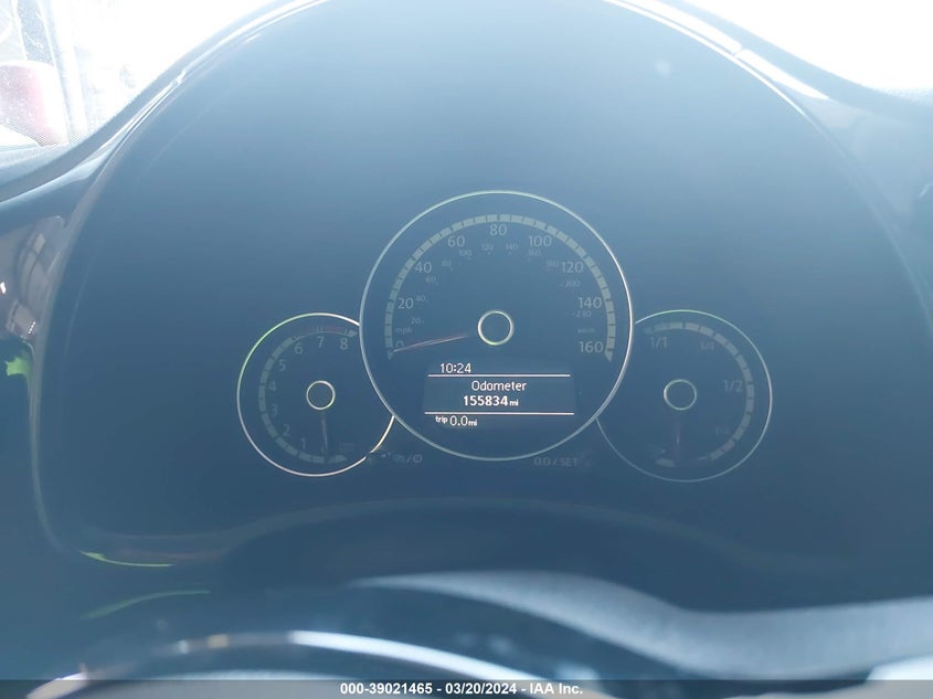 2016 VOLKSWAGEN BEETLE 1.8T CLASSIC - 3VWF17ATXGM639029