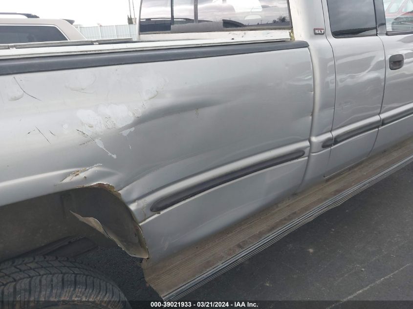 1B7KF23Z3WJ171731 1998 Dodge Ram 2500 St