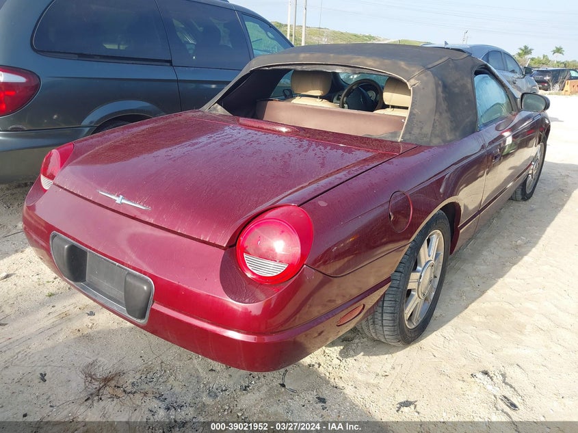 2004 Ford Thunderbird VIN: 1FAHP60A34Y104229 Lot: 39021952