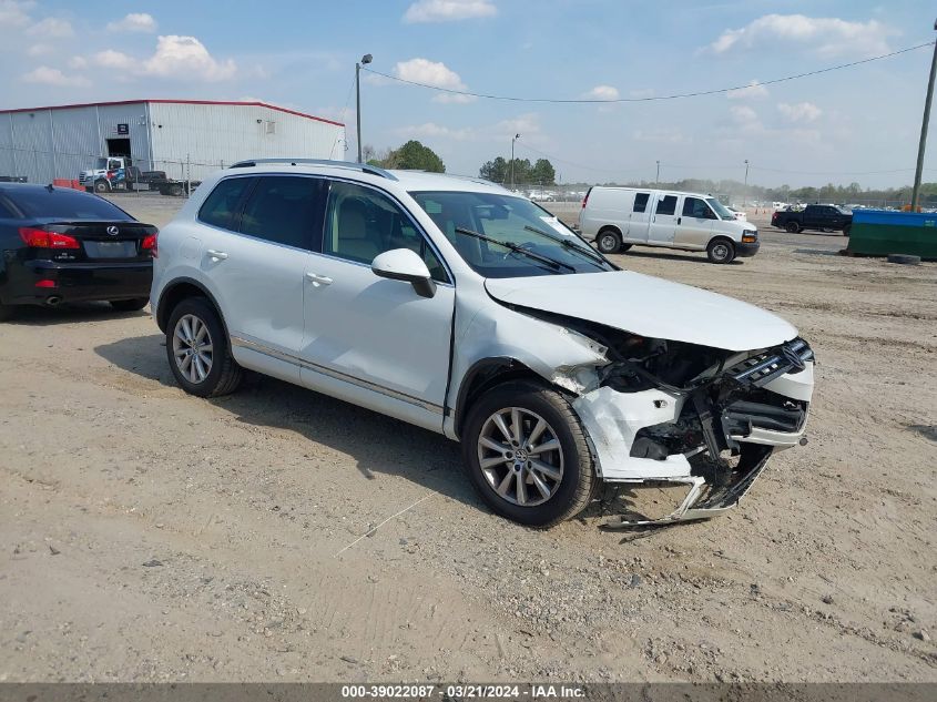 2013 VOLKSWAGEN TOUAREG VR6 SPORT - WVGEF9BPXDD013321