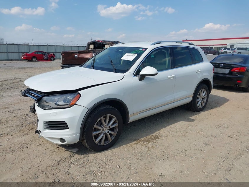 2013 VOLKSWAGEN TOUAREG VR6 SPORT - WVGEF9BPXDD013321