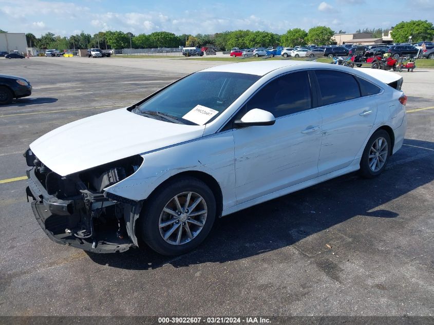 2019 Hyundai Sonata Se VIN: 5NPE24AF4KH820260 Lot: 39022607