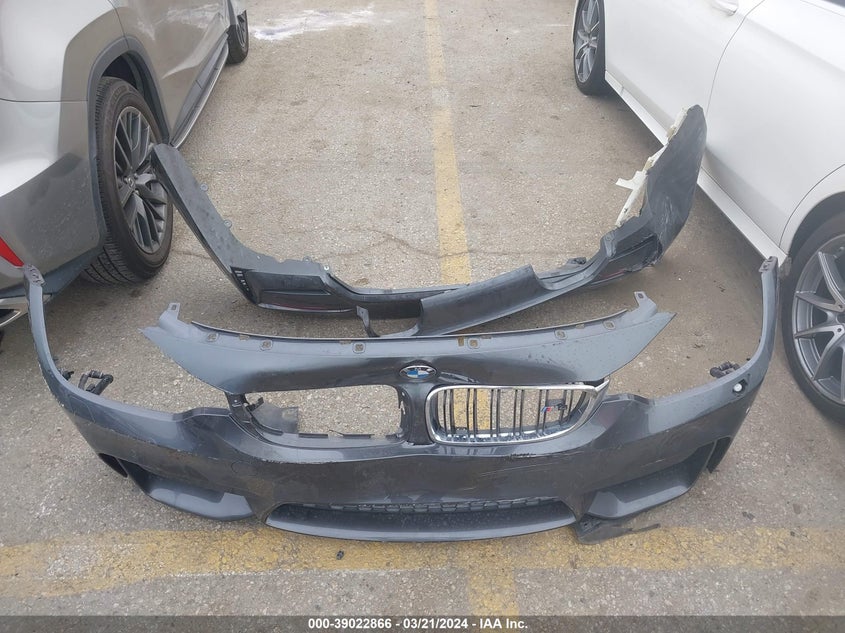 2015 BMW M4 - WBS3R9C55FK332715