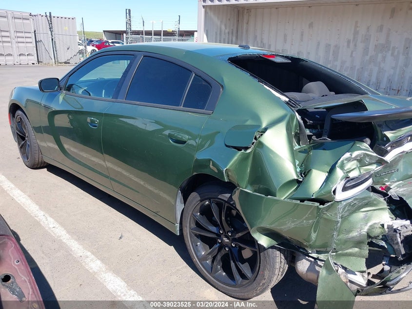 VIN 2C3CDXBG3JH323397 2018 DODGE CHARGER SXT RWD