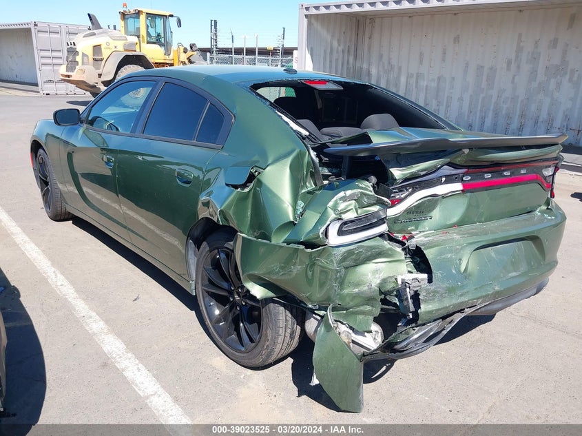 VIN 2C3CDXBG3JH323397 2018 DODGE CHARGER SXT RWD