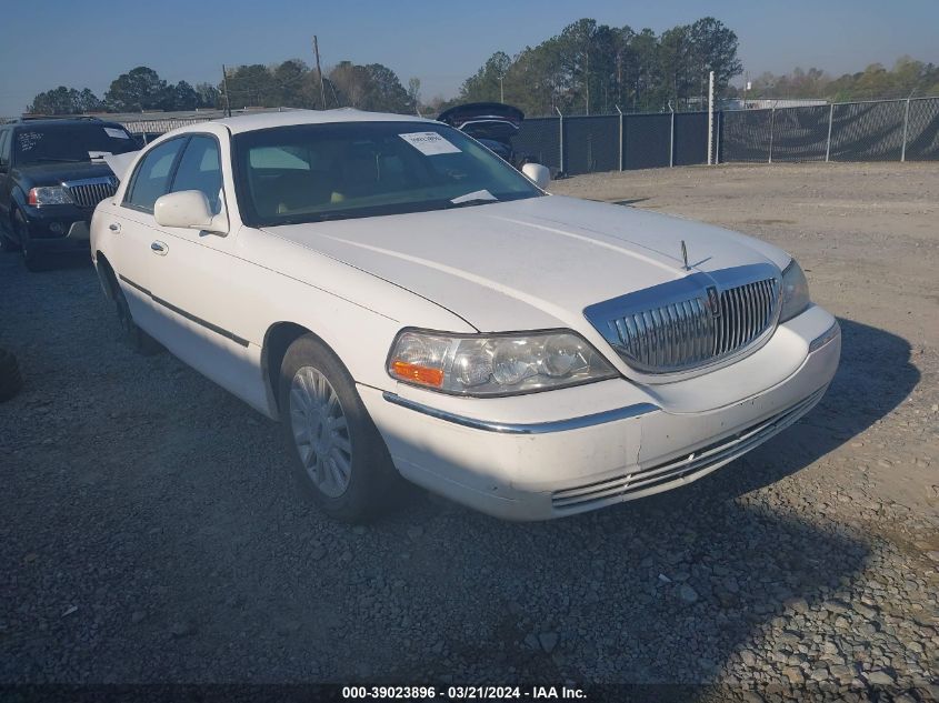 2003 Lincoln Town Car Executive VIN: 1LNHM81WX3Y627525 Lot: 39023896
