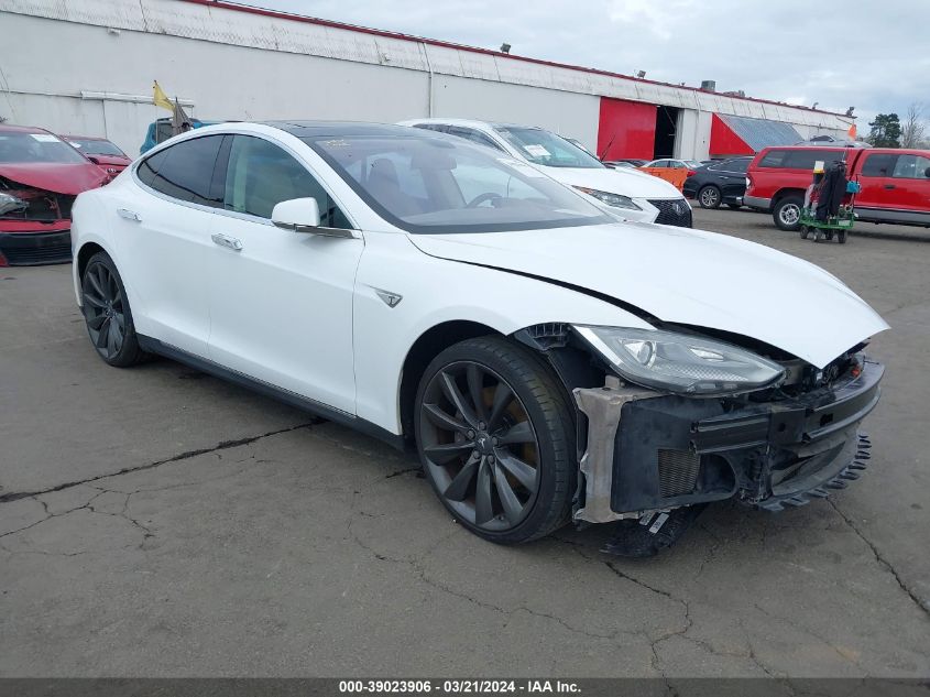 2013 Tesla Model S Performance VIN: 5YJSA1CP0DFP25190 Lot: 39023906