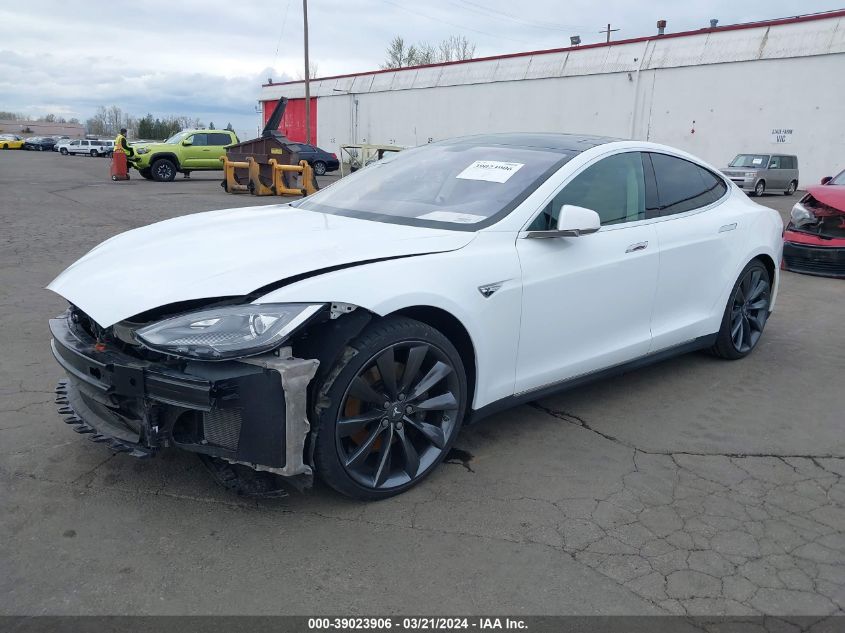 2013 Tesla Model S Performance VIN: 5YJSA1CP0DFP25190 Lot: 39023906