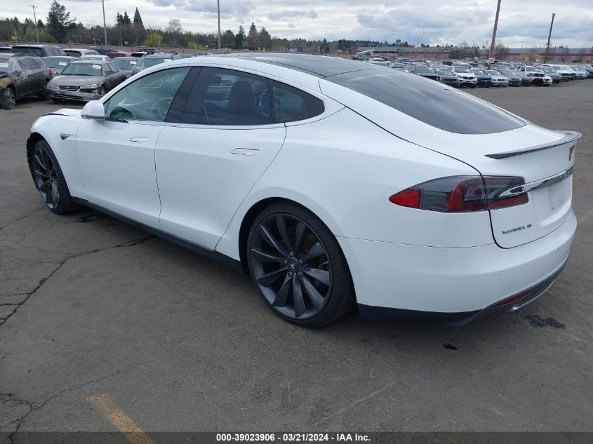 2013 Tesla Model S Performance VIN: 5YJSA1CP0DFP25190 Lot: 39023906