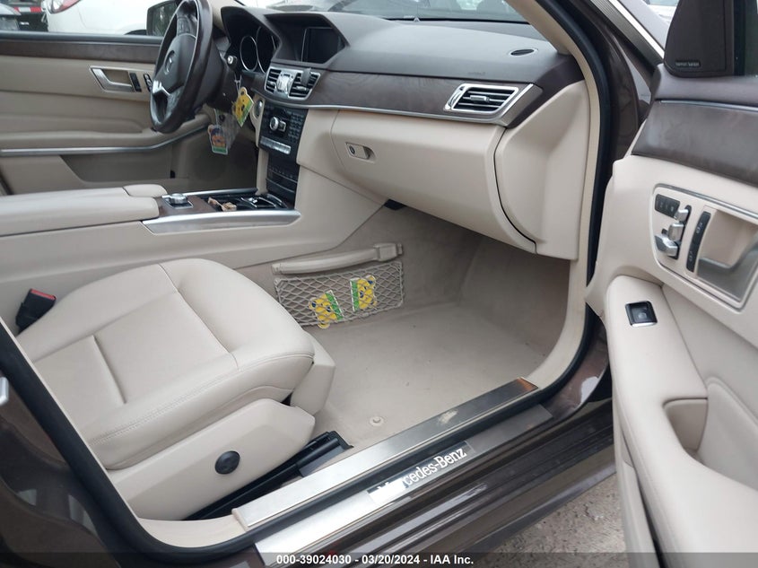 2015 MERCEDES-BENZ E 350 4MATIC - WDDHF8JB1FB115094