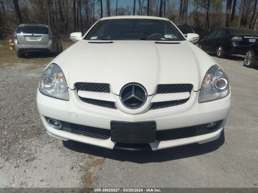 2009 Mercedes-Benz Slk 300 VIN: WDBWK54F19F190559 Lot: 39025527