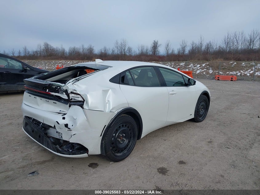 2024 TOYOTA PRIUS 2.0L I4   N(VIN: JTDADABUXR3010612
