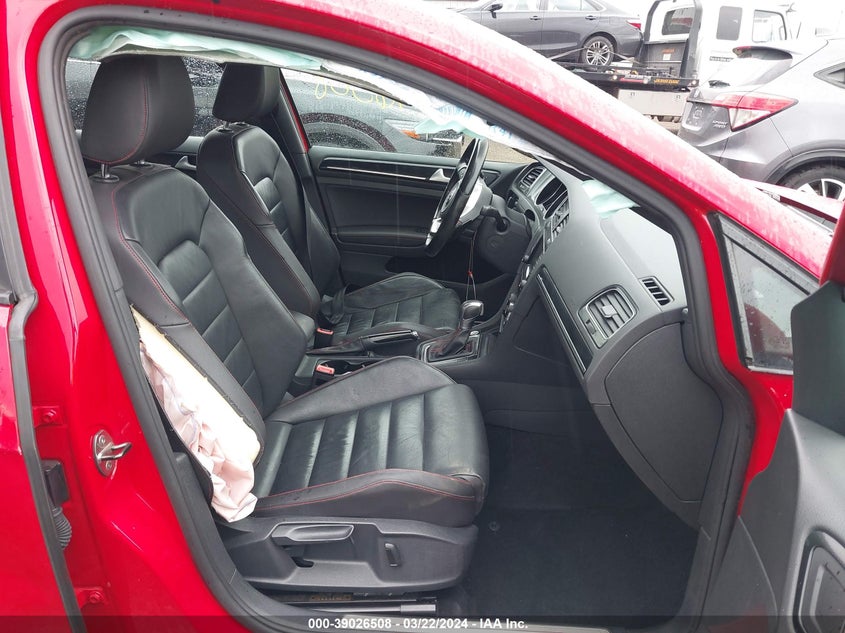 2015 VOLKSWAGEN GOLF GTI 2.0T SE 4-DOOR - 3VW4T7AU5FM014384