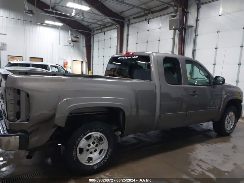 2013 CHEVROLET SILVERADO 1500 LT - 1GCRKSE70DZ242355