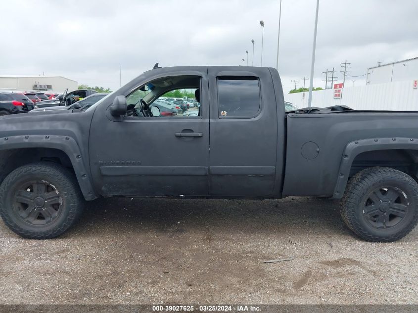 2008 Chevrolet Silverado 1500 Lt1 VIN: 2GCEK19C381203807 Lot: 39027625