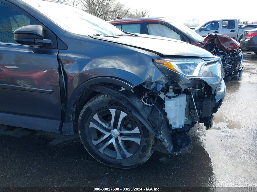 2016 TOYOTA RAV4 LE - 2T3BFREV1GW424518