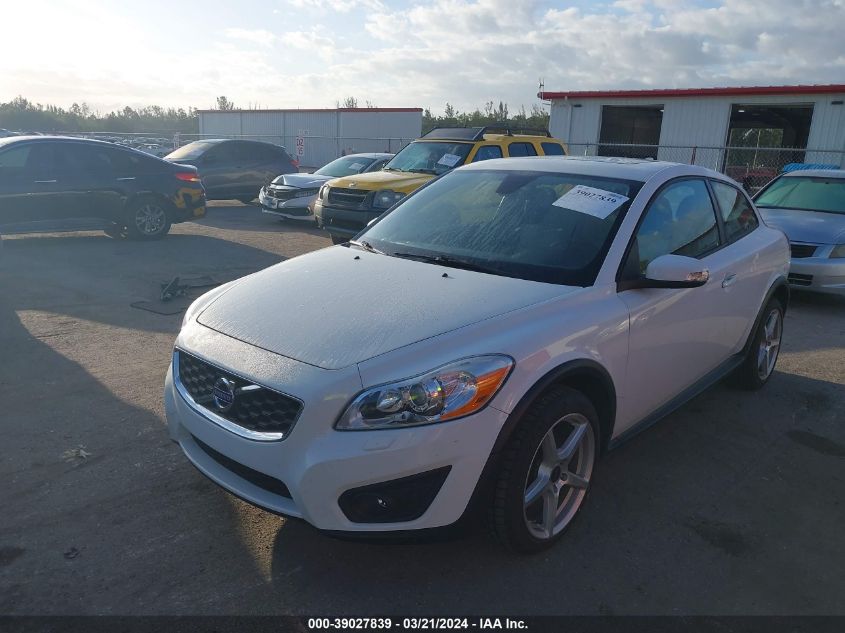 2011 Volvo C30 T5/T5 R-Design VIN: YV1672MK2B2238821 Lot: 39027839