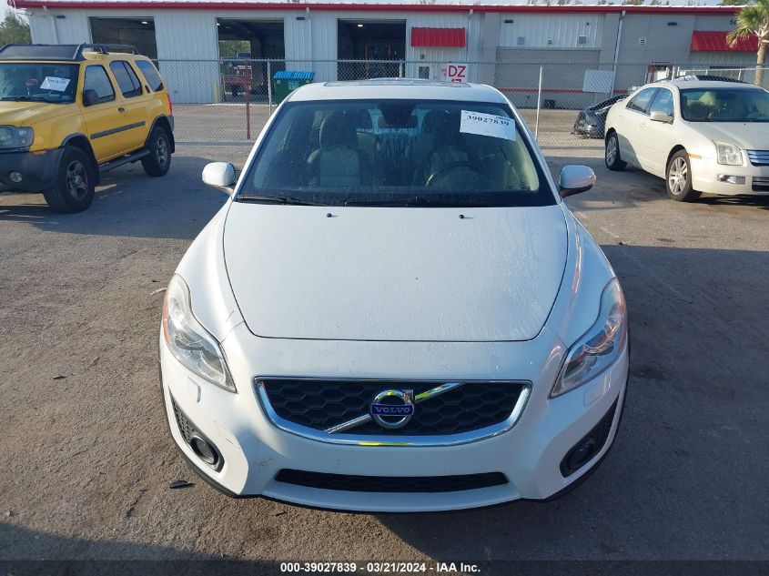 2011 Volvo C30 T5/T5 R-Design VIN: YV1672MK2B2238821 Lot: 39027839