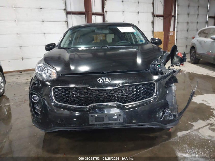 VIN KNDPMCACXH7168454 2017 KIA SPORTAGE LX