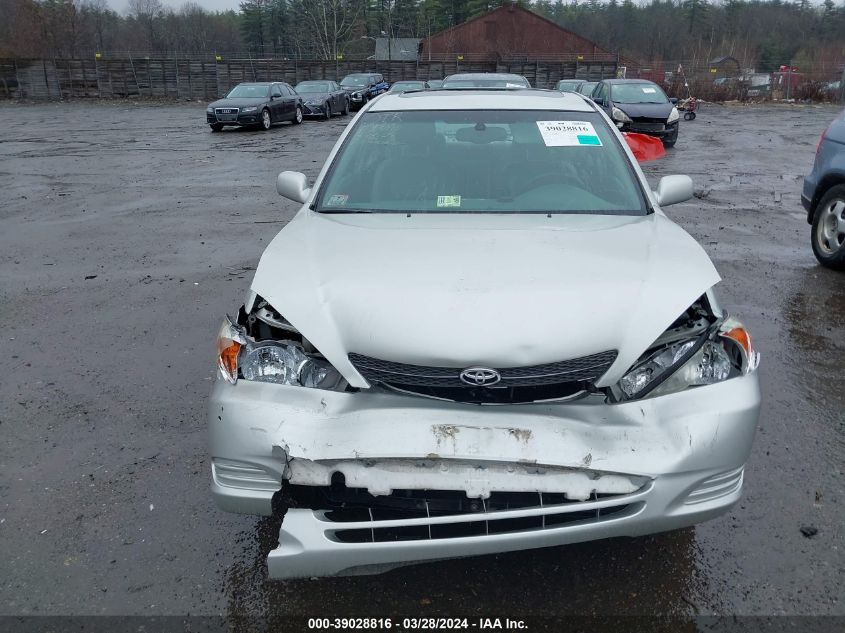 2002 Toyota Camry Xle V6 VIN: 4T1BF30K22U015715 Lot: 39028816