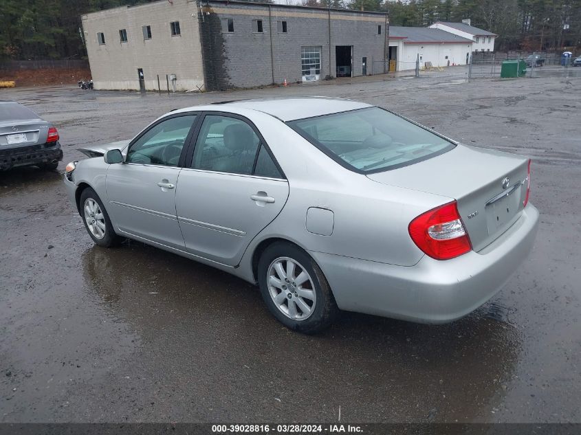 2002 Toyota Camry Xle V6 VIN: 4T1BF30K22U015715 Lot: 39028816