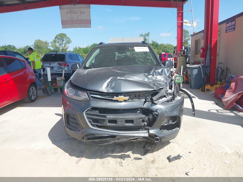 2018 CHEVROLET TRAX 1LT - 3GNCJPSB8JL157059