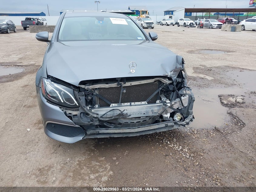 2018 MERCEDES-BENZ E 300 VIN: WDDZF4KB7JA344096