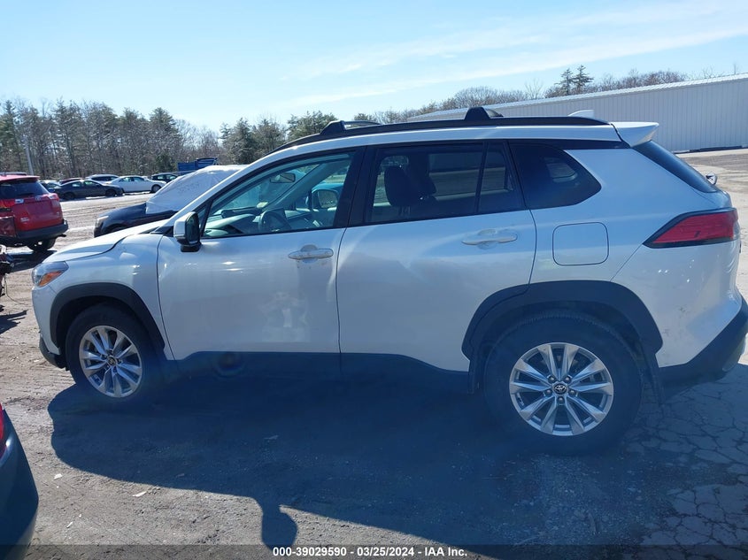 2022 TOYOTA COROLLA CROSS LE - 7MUBAABG7NV007043