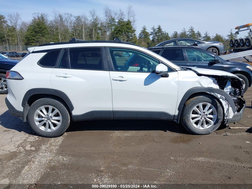 2022 TOYOTA COROLLA CROSS LE - 7MUBAABG7NV007043