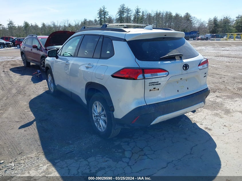 2022 Toyota Corolla Cross Le VIN: 7MUBAABG7NV007043 Lot: 39029590