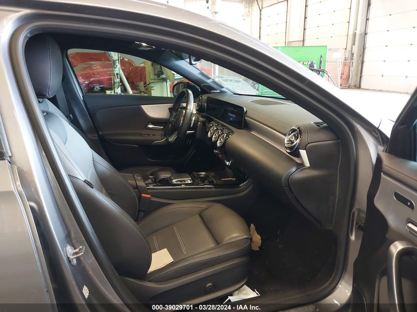 2019 Mercedes-Benz A 220 VIN: WDD3G4EB5KW002309 Lot: 39029701