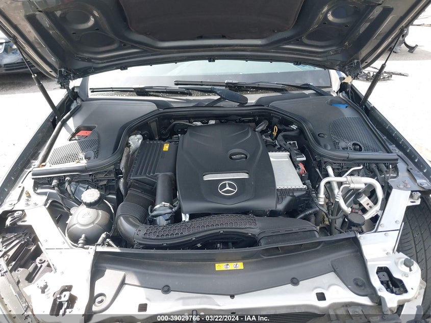 2019 MERCEDES-BENZ E 300 VIN: WDDZF4JB7KA513469