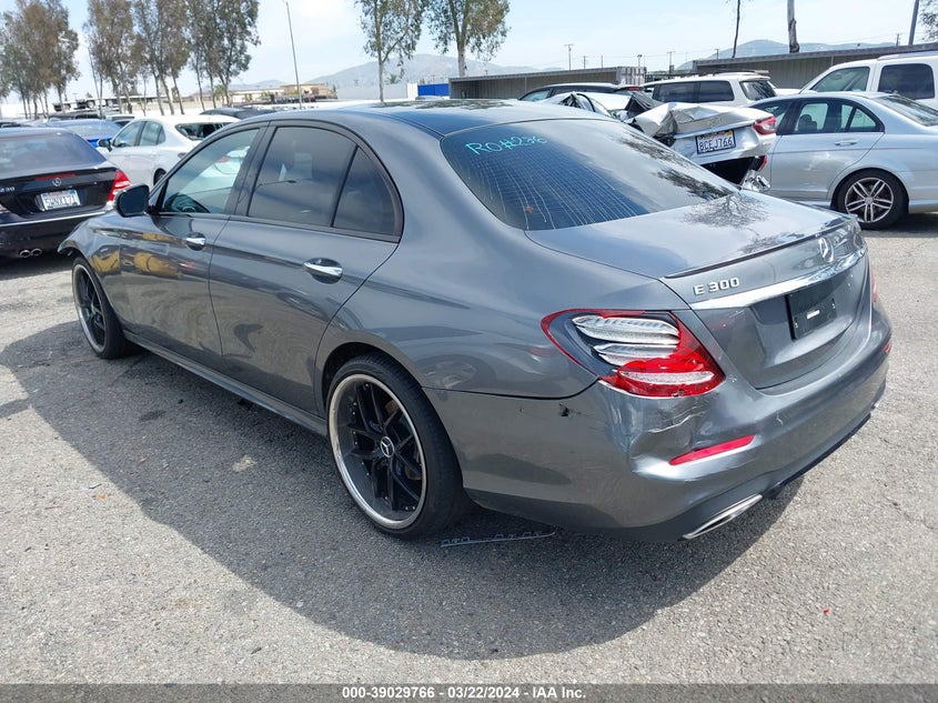 2019 MERCEDES-BENZ E 300 VIN: WDDZF4JB7KA513469